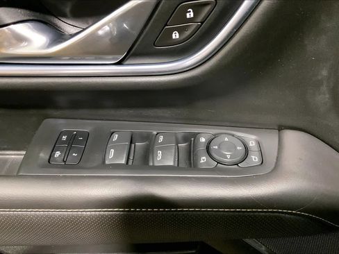 Used 2021 GMC Yukon SLT w/ SLT Premium Package image 36