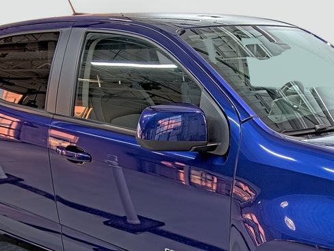 Used 2016 Chevrolet Colorado Z71 image 15