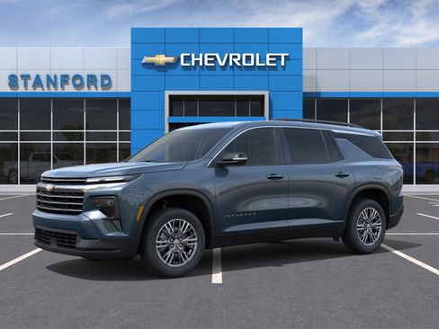 New 2026 Chevrolet Traverse LT w/ LPO, Floor Liner Package FWD image 2