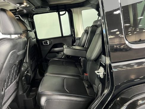 Certified 2022 Jeep Wrangler Unlimited Rubicon 4xe w/ Steel Bumper Group image 26