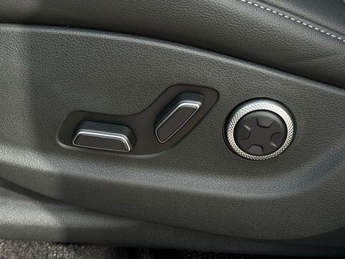 New 2026 Genesis GV80 2.5T Select image 27