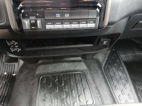 New 2026 RAM 3500 Tradesman AWD/4WD image 34