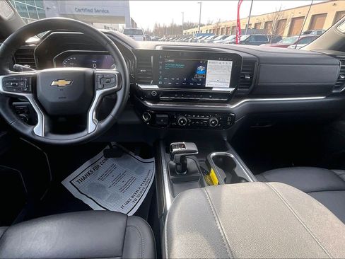Used 2025 Chevrolet Silverado 1500 LT w/ Leather Package image 16