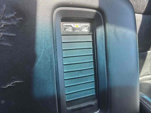 Used 2016 Chevrolet Suburban LTZ image 24