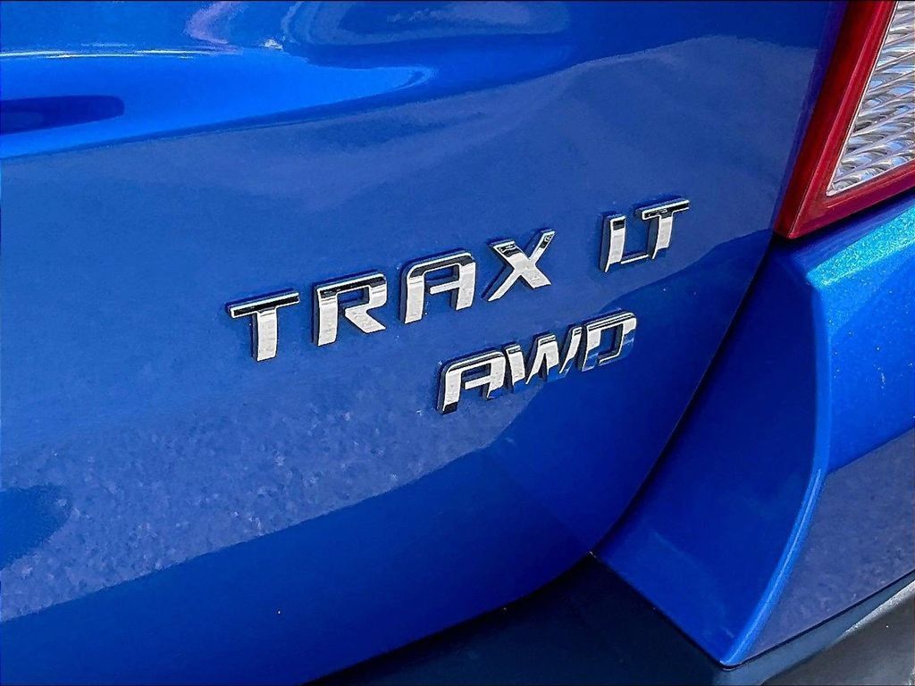 Used 2015 Chevrolet Trax LT w/ LT Plus Package AWD/4WD image 27