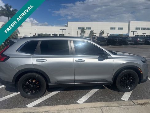 Used 2025 Honda CR-V Sport-L image 4