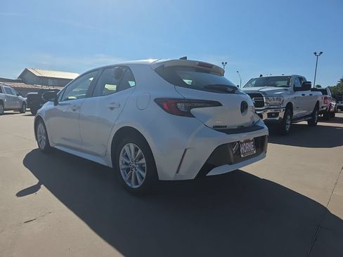 Used 2026 Toyota Corolla SE FWD image 8
