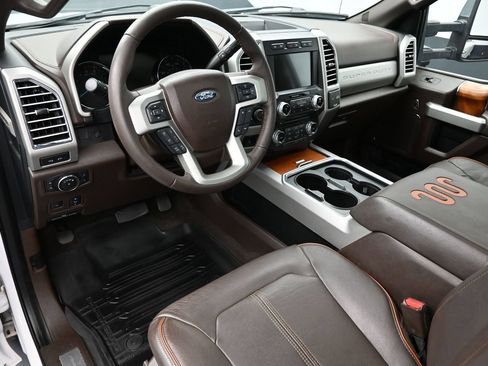 Used 2017 Ford F350 King Ranch w/ King Ranch Ultimate Package AWD/4WD image 22