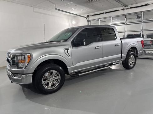 Used 2022 Ford F150 XLT w/ Equipment Group 302A High AWD/4WD image 4
