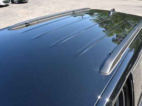 Used 2023 Jeep Grand Cherokee Limited image 14