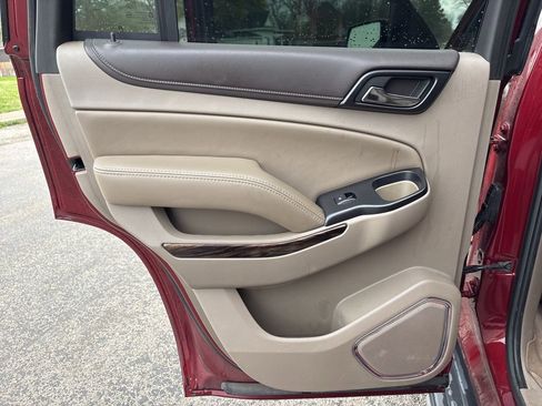 Used 2016 GMC Yukon SLT w/ Open Road Package image 20