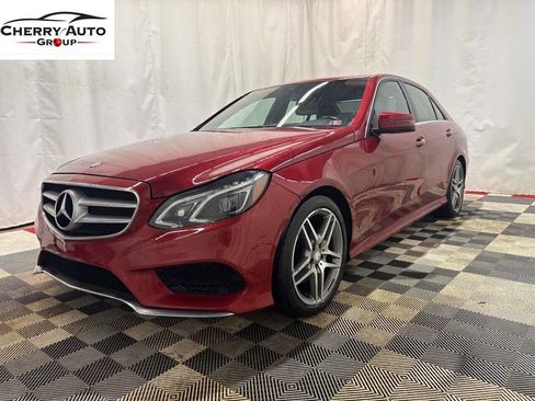 Used 2014 Mercedes-Benz E 350 4MATIC Sedan image 2