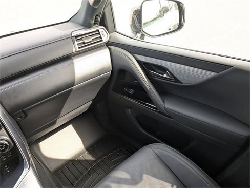 Used 2022 Lexus LX 600 F Sport w/ Accessory Package (Z1) image 17
