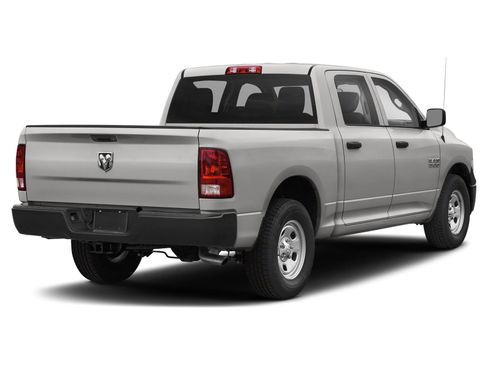 Used 2018 RAM 1500 Express w/ Express Value Package AWD/4WD image 2