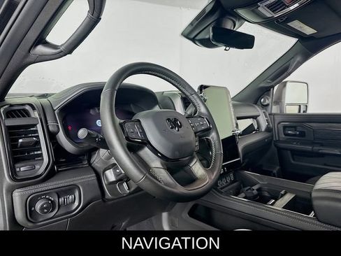 Used 2025 RAM 3500 Limited image 10