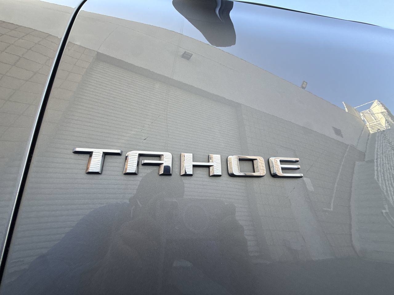 Used 2025 Chevrolet Tahoe LT RWD image 32