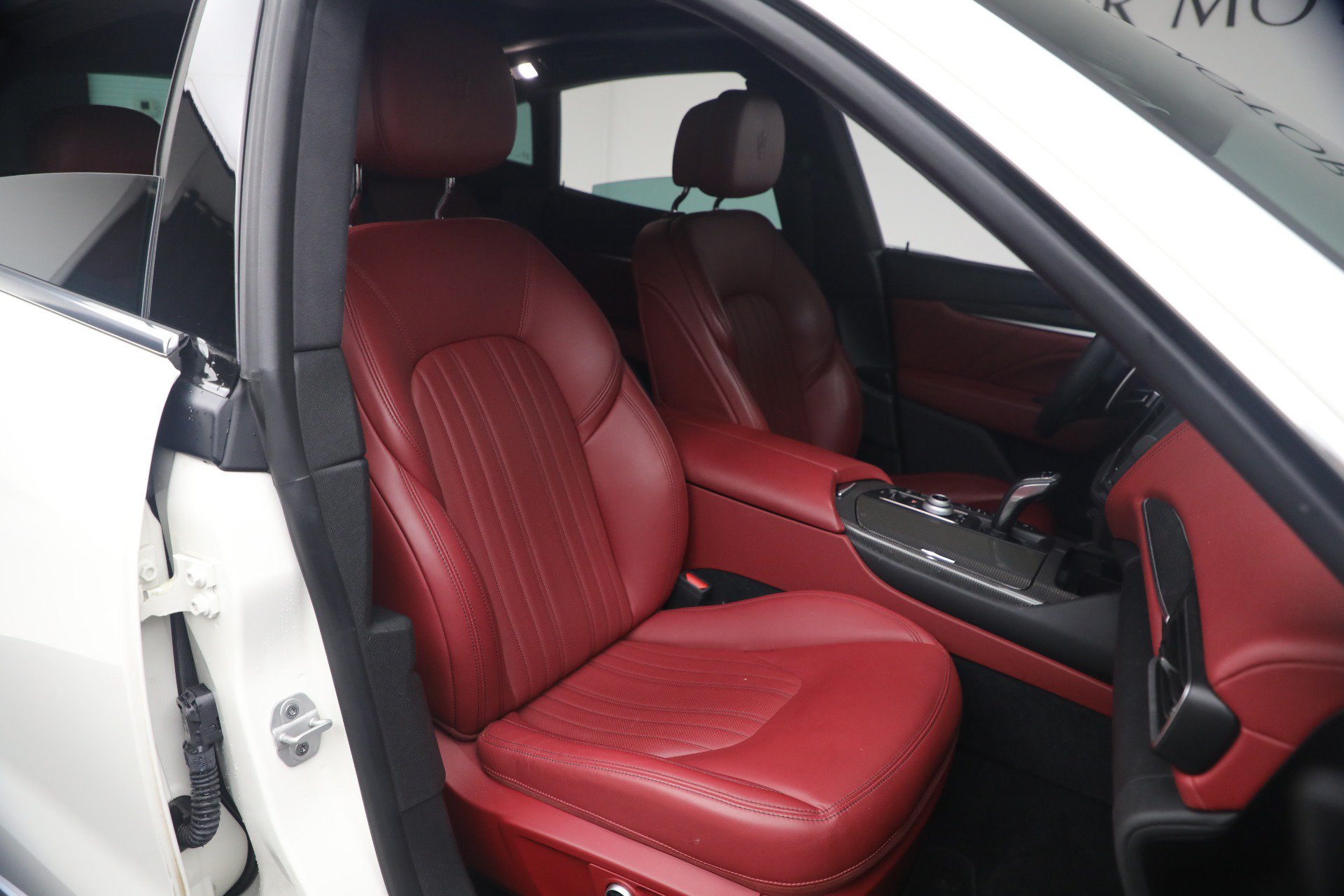 Certified 2023 Maserati Levante GT AWD/4WD image 17