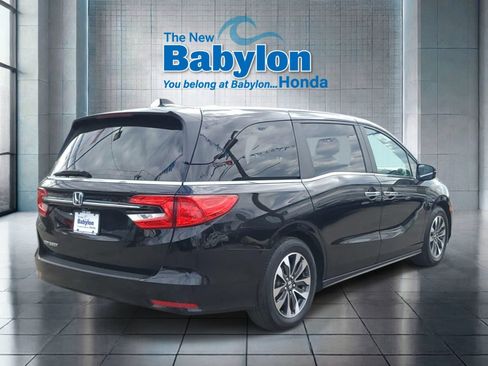 Used 2023 Honda Odyssey EX-L image 4
