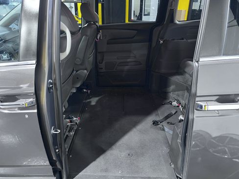 Used 2011 Honda Odyssey EX-L image 20
