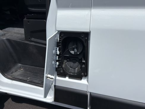 Used 2026 RAM ProMaster 2500 w/ Convenience Group FWD image 20