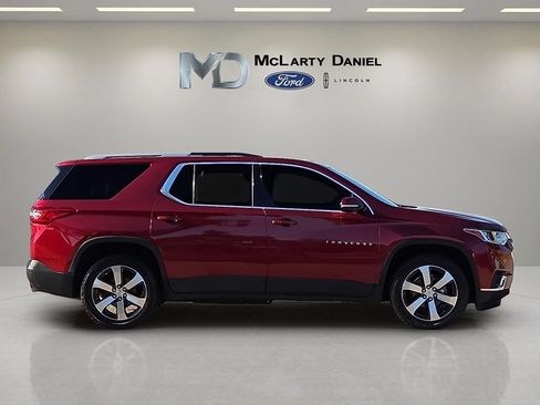 Used 2018 Chevrolet Traverse LT FWD image 6