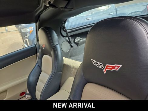 Used 2008 Chevrolet Corvette Coupe w/ Preferred Equipment Group image 3