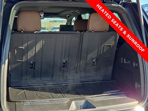 Used 2023 Chevrolet Tahoe High Country w/ Advanced Technology Package image 9