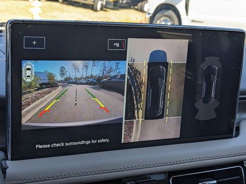 Used 2023 Lincoln Nautilus Reserve w/ Equipment Group 201A image 24