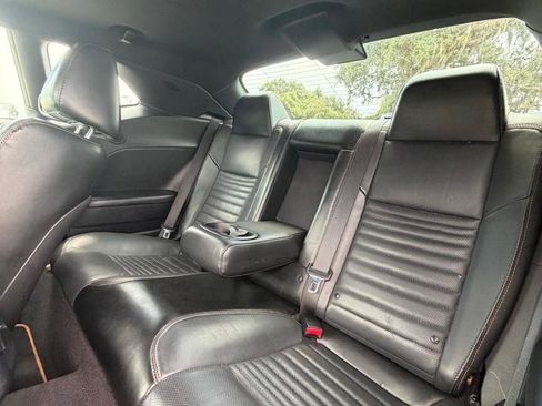 Used 2016 Dodge Challenger R/T Scat Pack RWD image 11