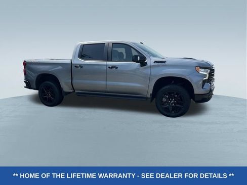 Used 2023 Chevrolet Silverado 1500 LT Trail Boss w/ LT Trail Boss Premium Package AWD/4WD image 2