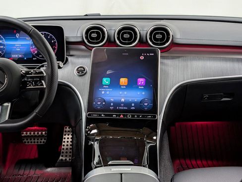 Used 2025 Mercedes-Benz C 300 4MATIC Sedan image 26