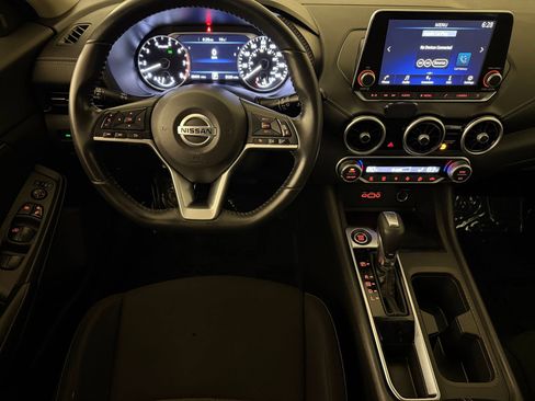 Used 2020 Nissan Sentra SV w/ Trunk Package image 25