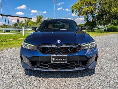 Used 2023 BMW M340i xDrive AWD/4WD image 2