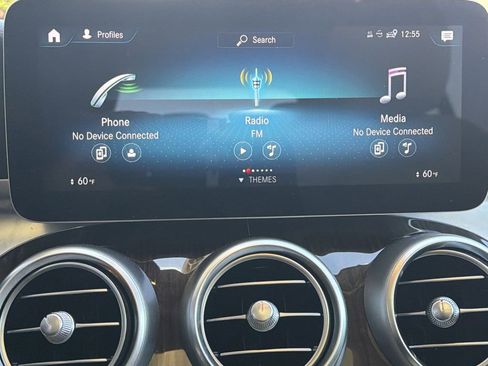 Used 2021 Mercedes-Benz GLC 300 image 32