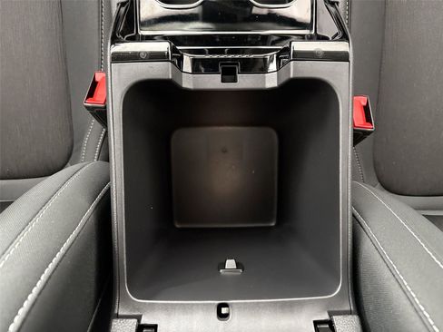 Used 2023 Jeep Grand Cherokee L Laredo w/ Luxury Tech Group I image 36