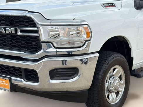 Used 2024 RAM 2500 Tradesman w/ Chrome Appearance Group image 11