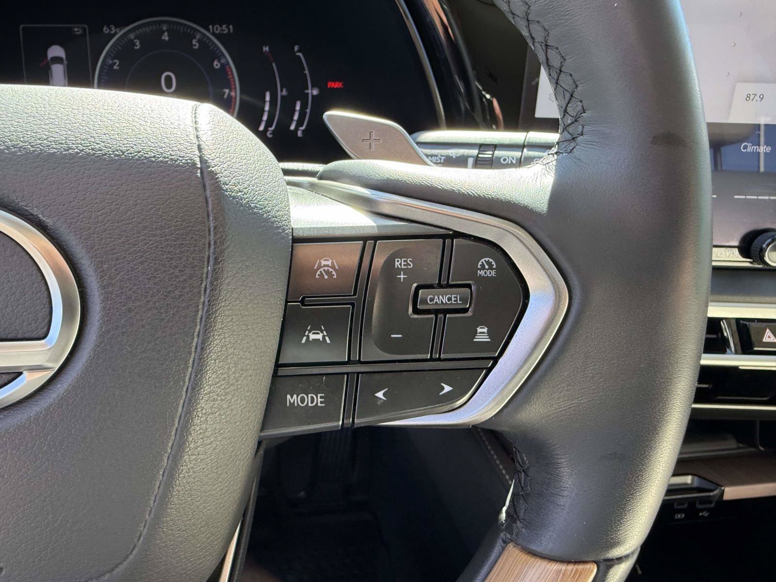 Used 2024 Lexus RX 350 Premium w/ Accessory Package (Z1) AWD/4WD image 21