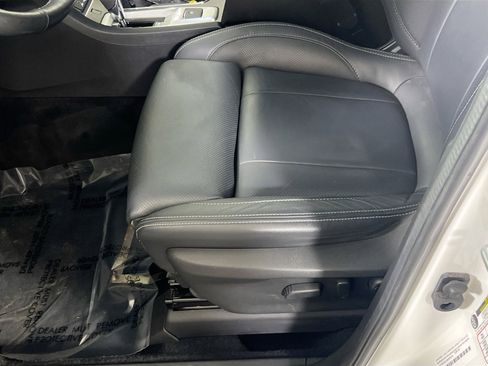 Used 2023 Subaru Ascent Limited AWD/4WD image 18