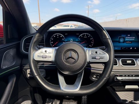 Used 2022 Mercedes-Benz GLS 450 4MATIC image 13