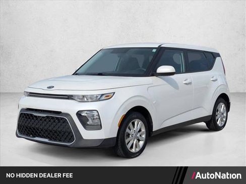 Used 2021 Kia Soul LX FWD image 1