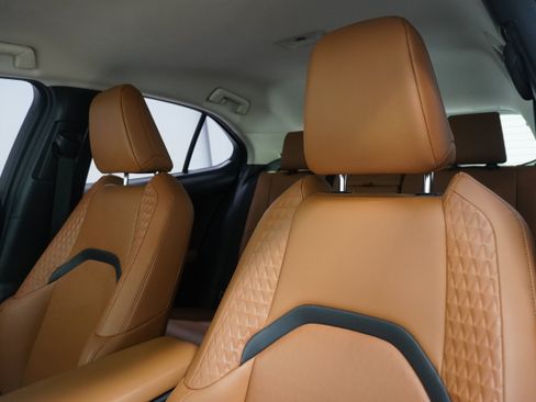 Used 2021 Lexus UX 250h AWD/4WD image 11