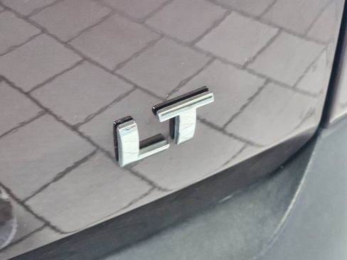 Used 2018 Chevrolet Traverse LT FWD image 10