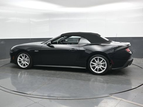 Used 2025 Ford Mustang GT Premium RWD image 10