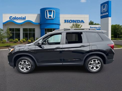 Certified 2023 Honda Passport TrailSport image 3