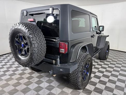 Used 2013 Jeep Wrangler Rubicon w/ PWR Convenience Group image 7