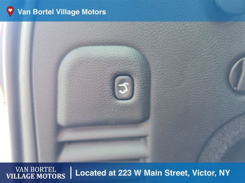 Used 2021 Jeep Grand Cherokee Trailhawk image 30