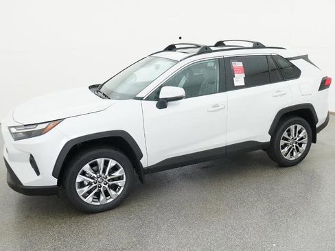 New 2025 Toyota RAV4 XLE Premium image 5