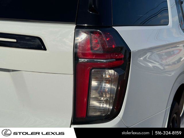 Used 2023 Chevrolet Suburban RST w/ Luxury Package AWD/4WD image 14