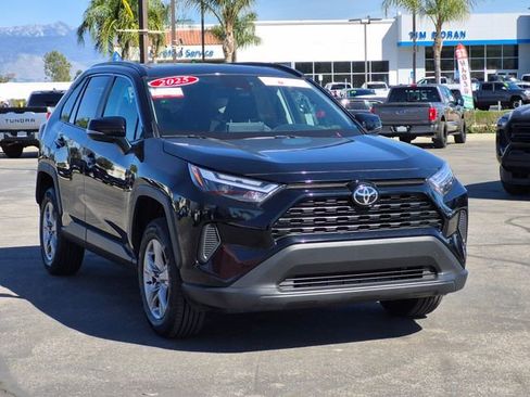 Used 2025 Toyota RAV4 XLE w/ Convenience Package image 3