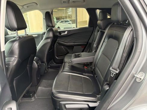 Used 2022 Ford Escape SEL image 33